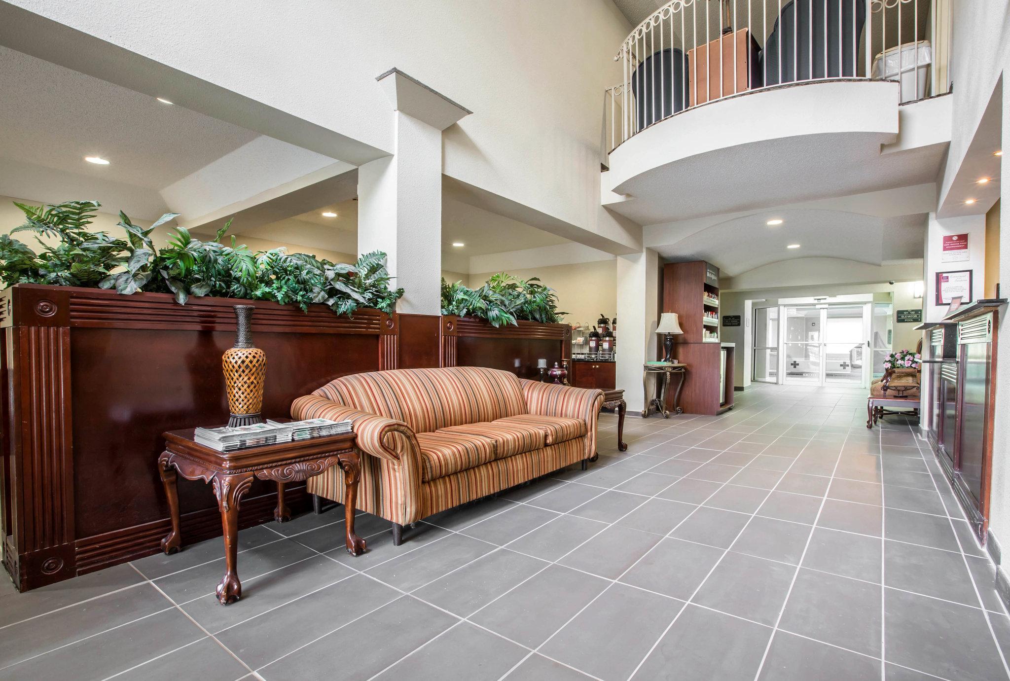 Comfort Suites Юфаула Екстериор снимка