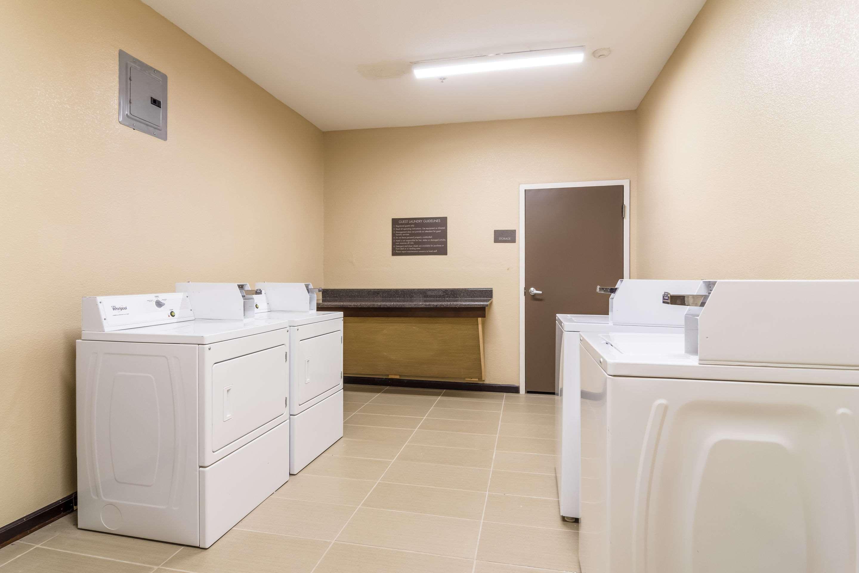 Comfort Suites Юфаула Екстериор снимка