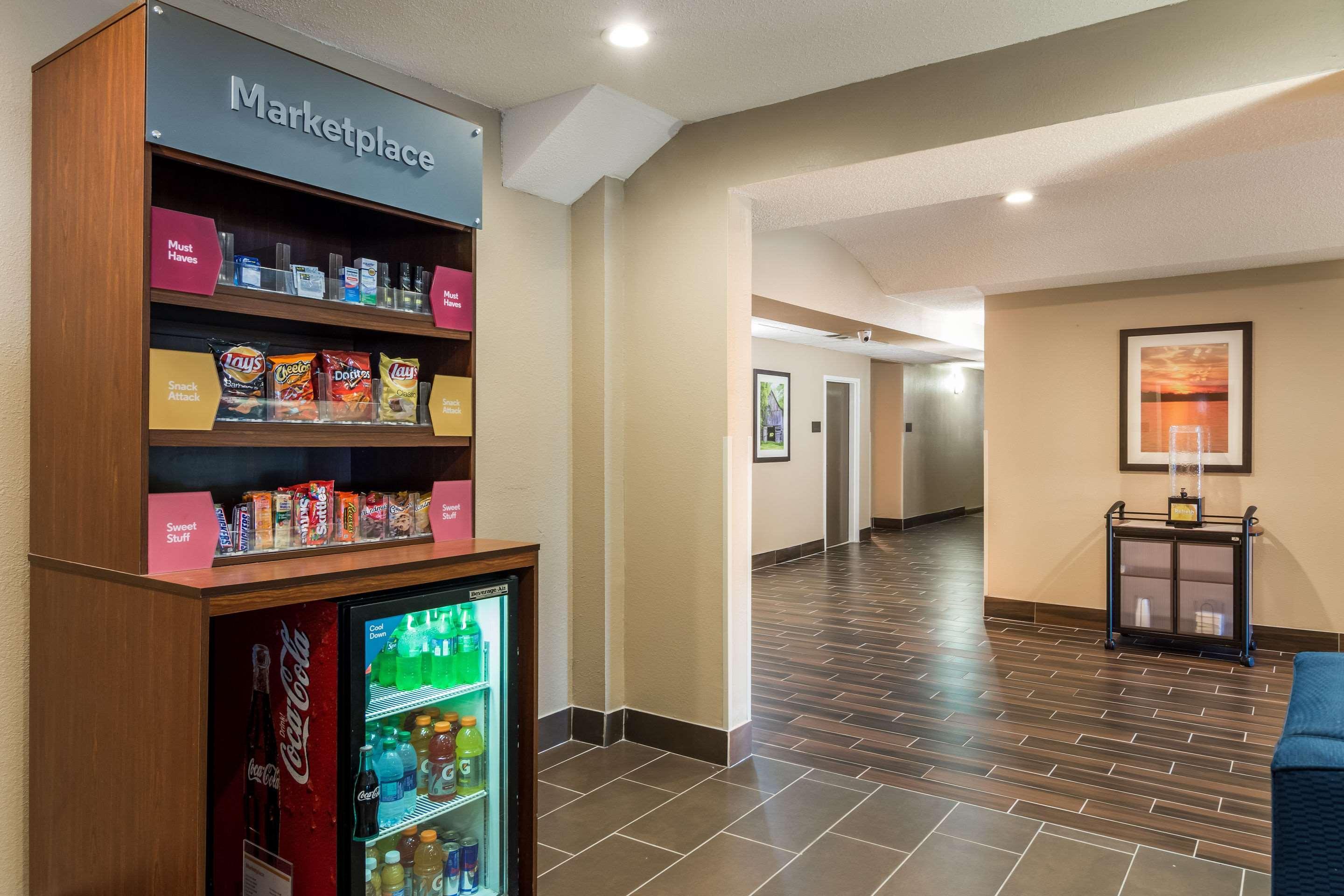 Comfort Suites Юфаула Екстериор снимка