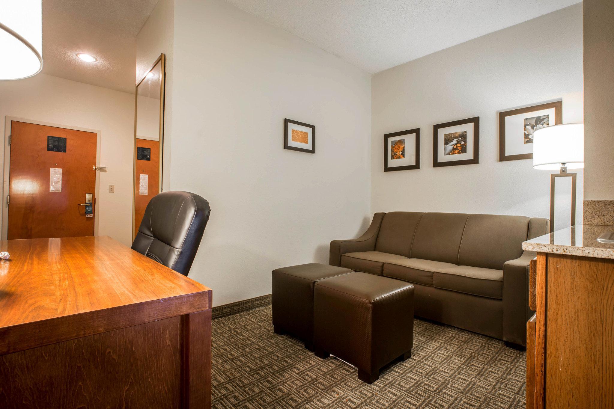 Comfort Suites Юфаула Екстериор снимка