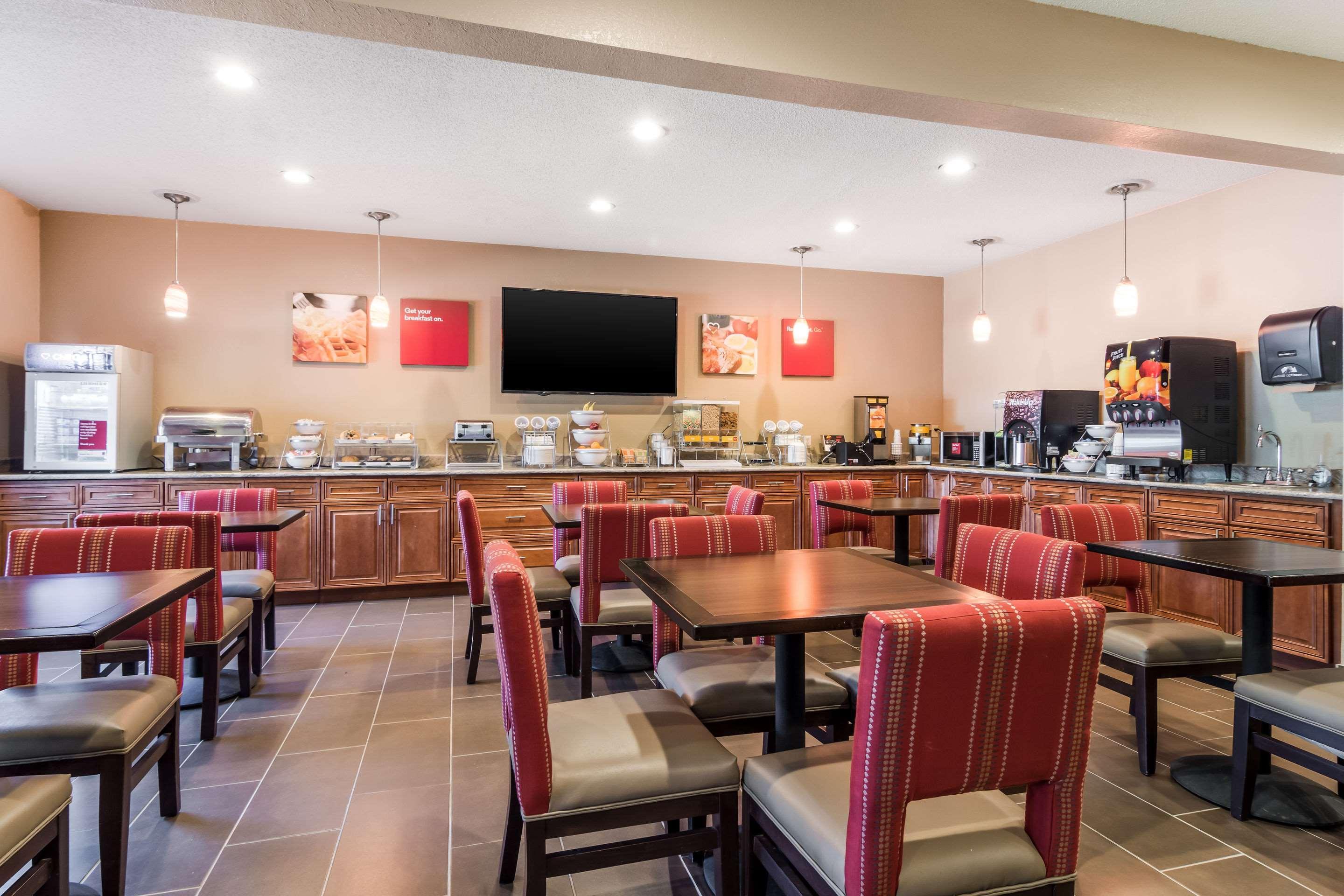 Comfort Suites Юфаула Екстериор снимка