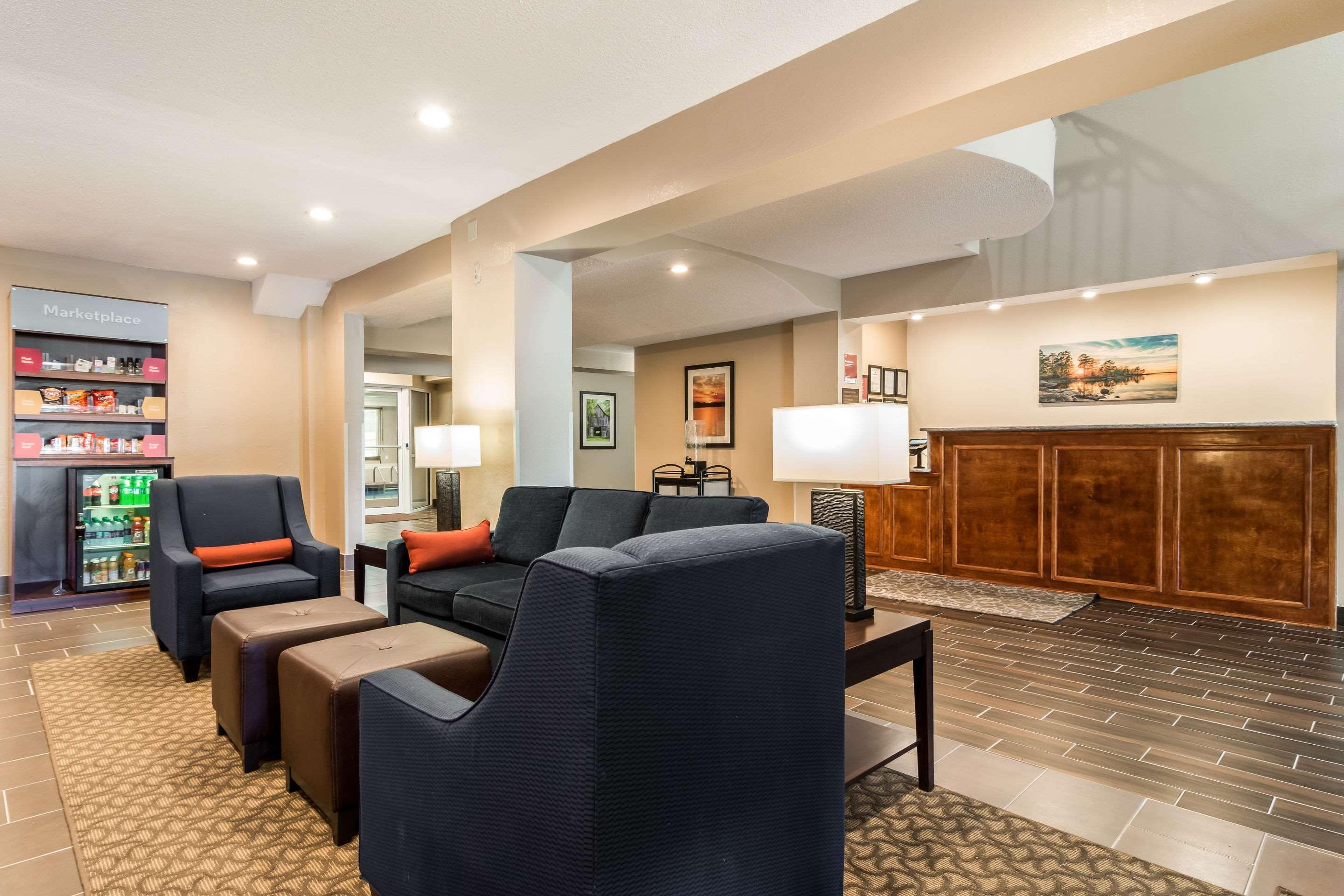 Comfort Suites Юфаула Екстериор снимка