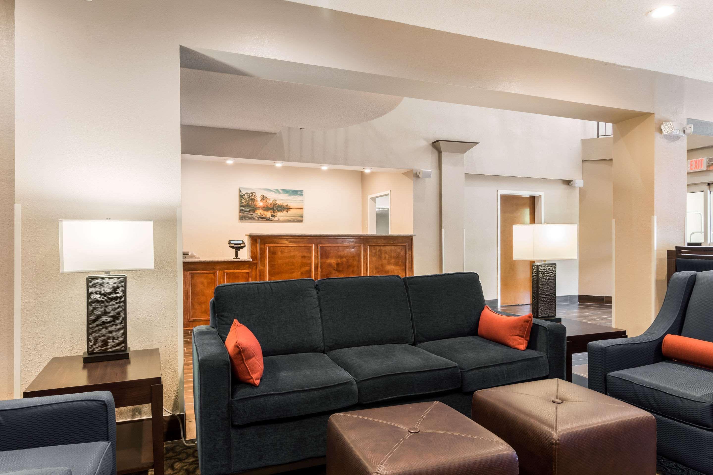 Comfort Suites Юфаула Екстериор снимка